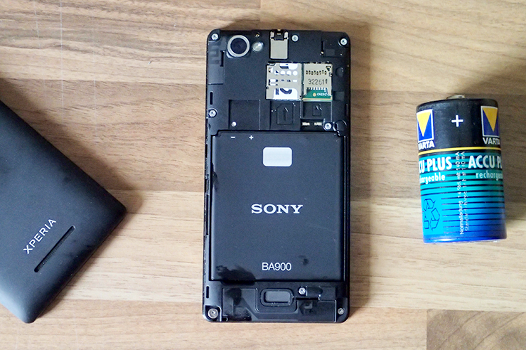 Sony-Xperia-M-(13).png